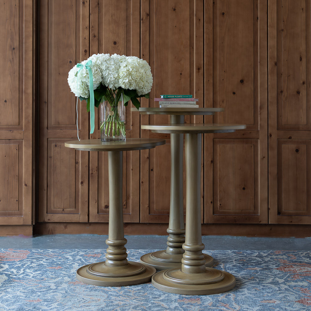 Round Bloomholds
