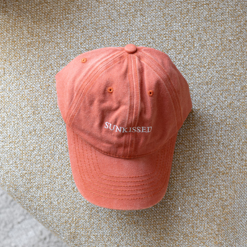 Caps