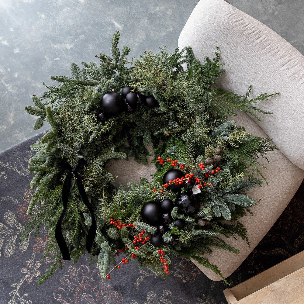 Noir Wreath