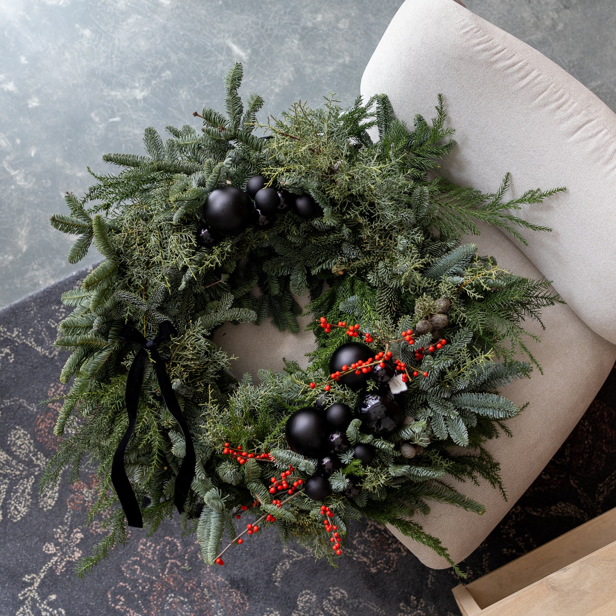 Noir Wreath